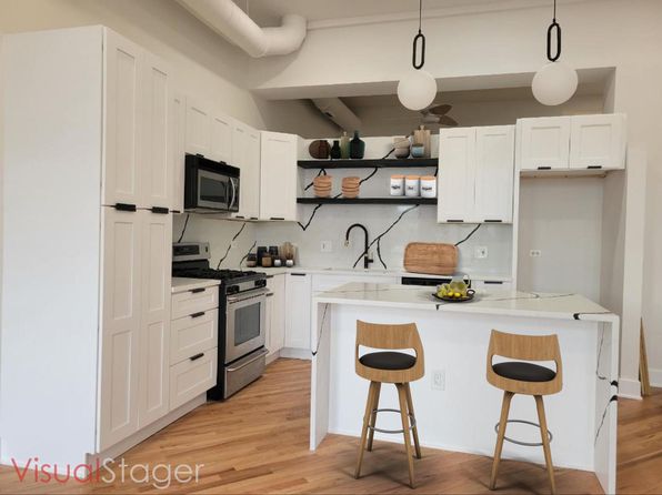 1400 N Milwaukee Ave APT 304