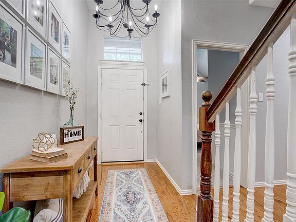 4th image of 11849 Warbler Ln