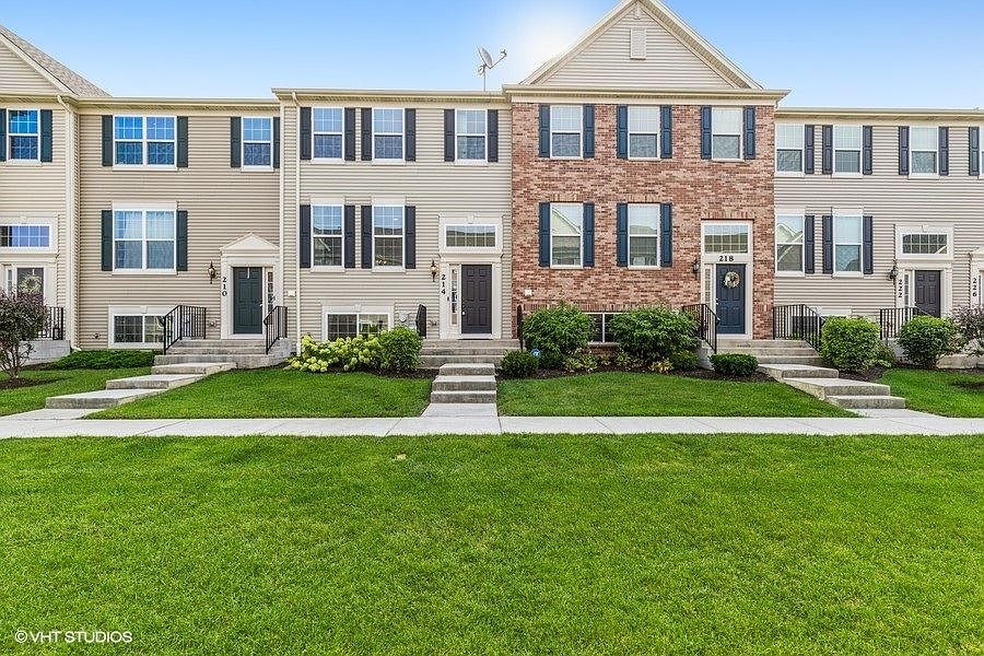1st image of 214 Lionel Dr
