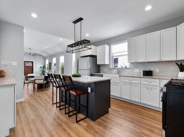 Additional property image - 1004 S Montreal Ave, Dallas, TX 75208
