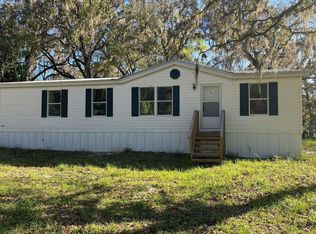 1747 SW Spruce Rd, Fort White, FL 32038