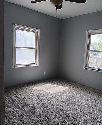 3rd image of 934 Avenue A