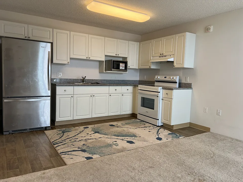 801 South St #4003