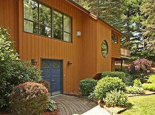 6839 Valentown Rd, Victor, NY 14564