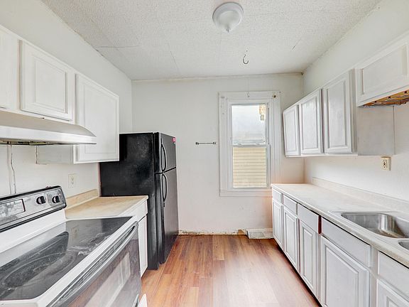 4th image of 6571 Leschen Ave
