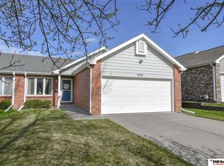 8224 Karl Ridge Rd, Lincoln, NE 68506