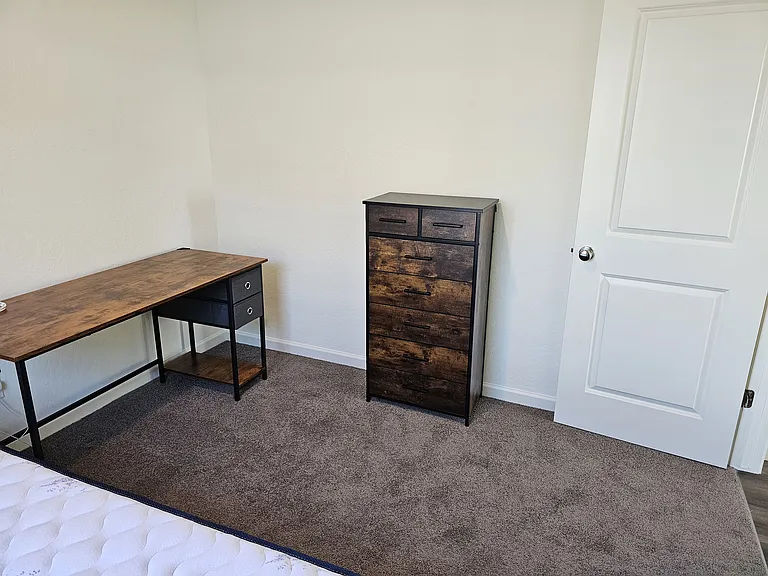 4512 Iris Ct — Photo 11