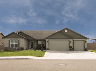 4814 Tamarisk Dr, Pasco, WA