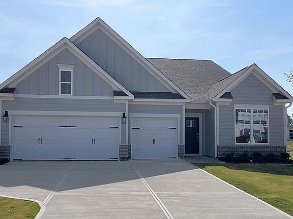 2nd image of 11 Greenwillow Dr