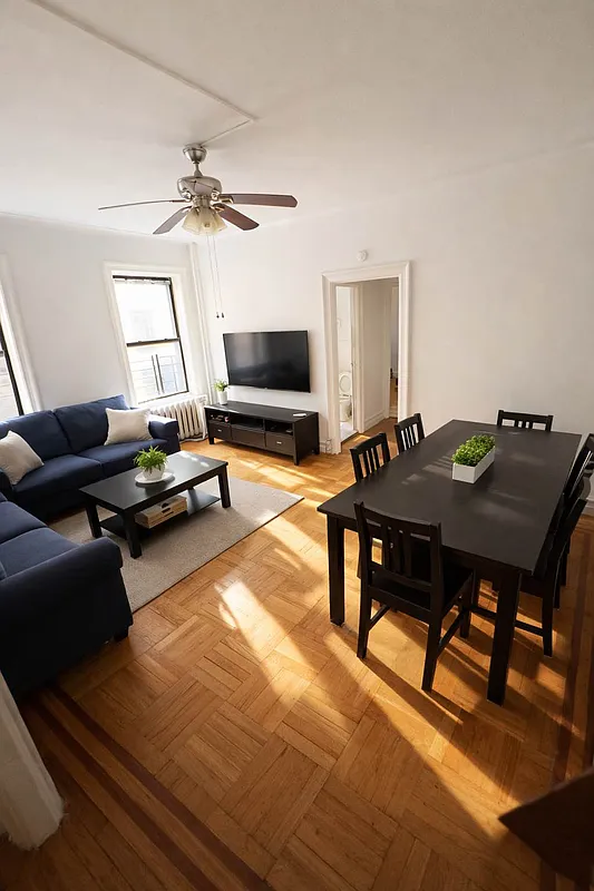 119-20 Union Turnpike E2B1