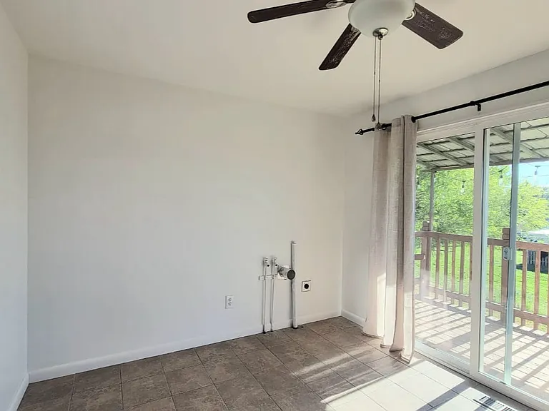 Laundry and Dining