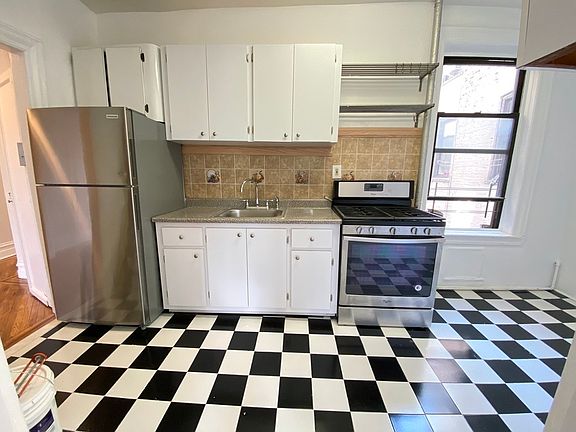 5th image of 470 Eastern Pkwy #36