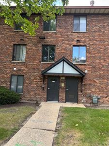 101 Gregory St APT 12, Aurora, IL, 60504