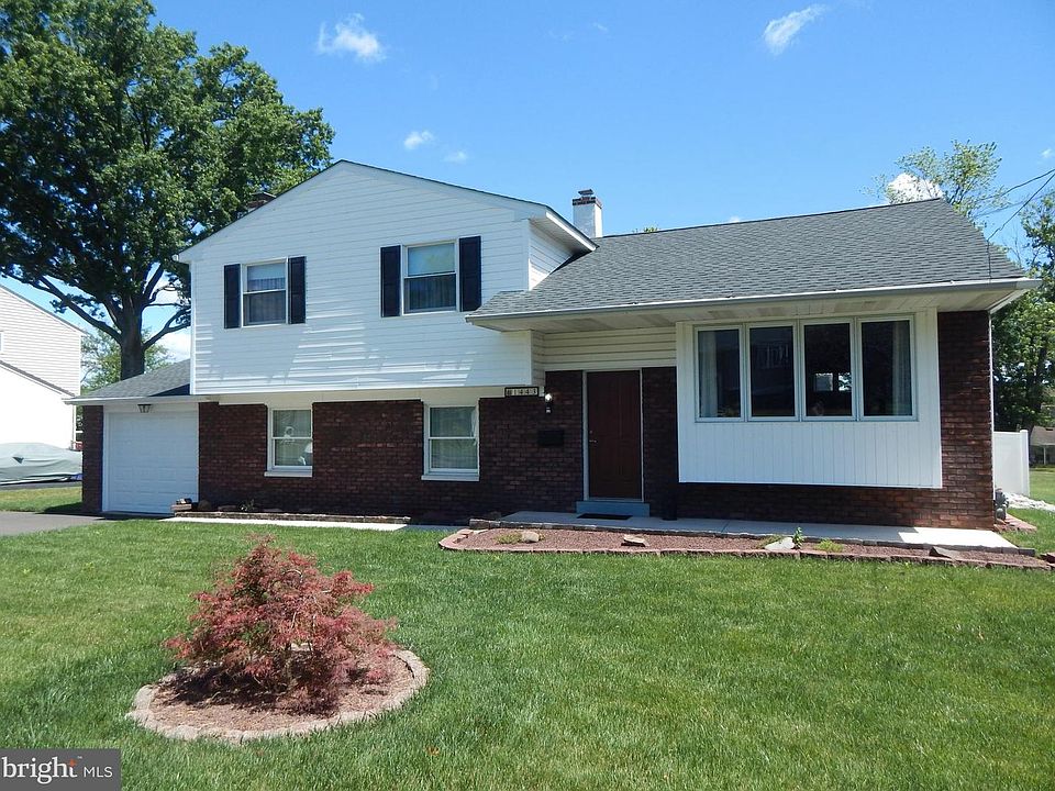 1st image of 1443 Hampton Ln