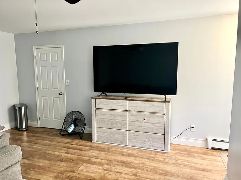 54 E Garfield St #40 — Photo 6