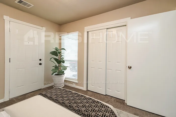 5415 Fair Forest Dr — Photo 10