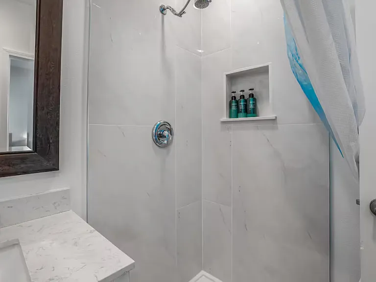 363 Highland Dr — Photo 8