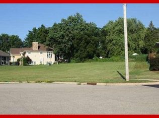 355 Hatchery Ln, Lake Mills, WI