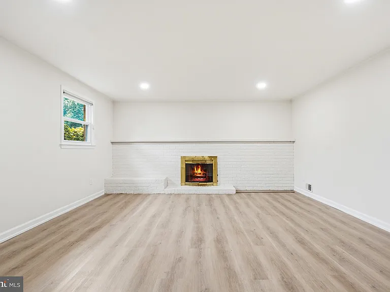 11840 Enid Dr — Photo 22