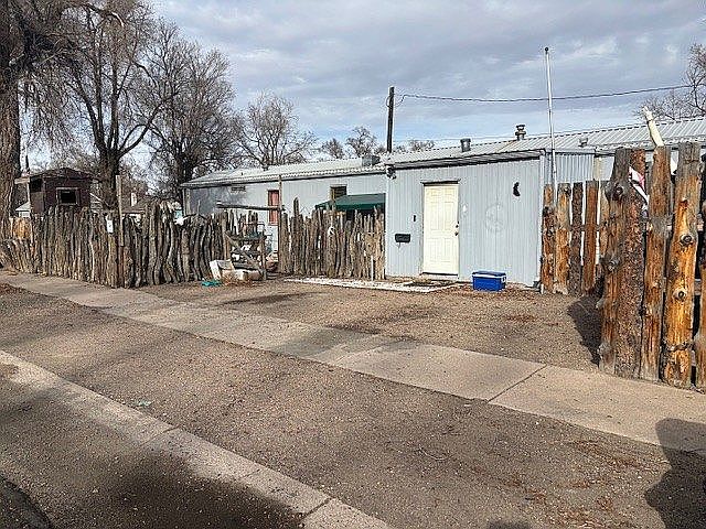 1st image of 600 N 10th St