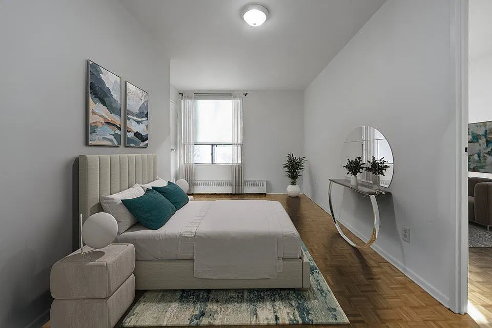779 Danforth — Photo 4