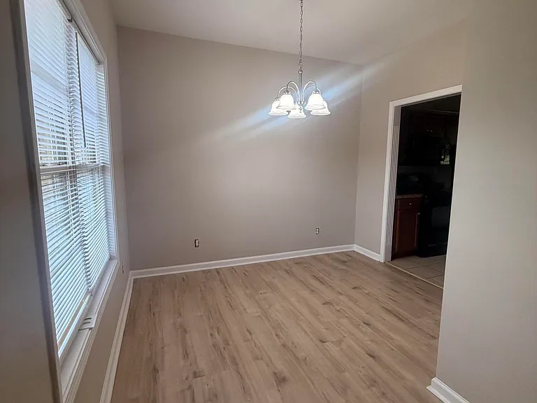 3855 Lochdale Ter #5105 — Photo 7