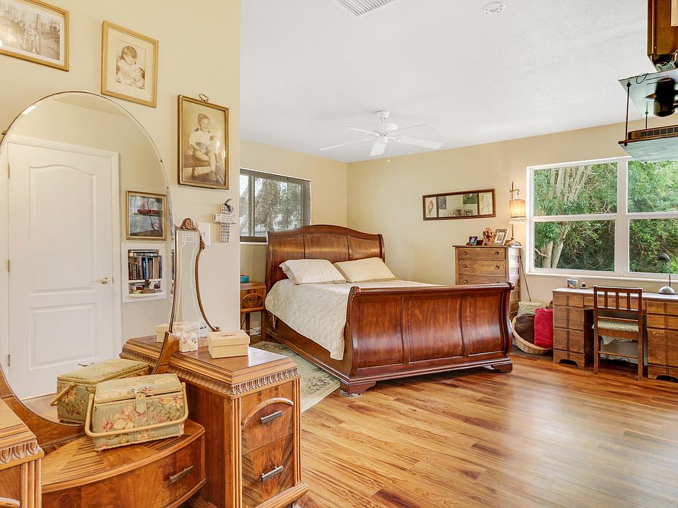 1st image of 821 Krueger Parkway