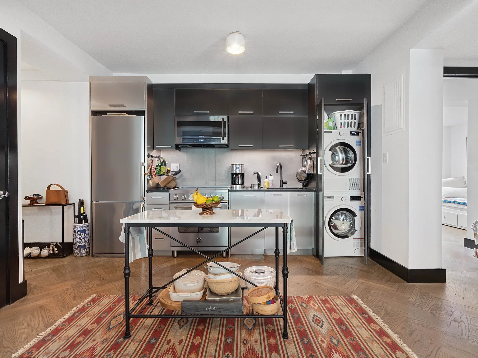25 Monroe Place — Photo 2