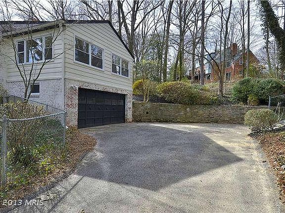 3rd image of 10506 Kinloch Rd