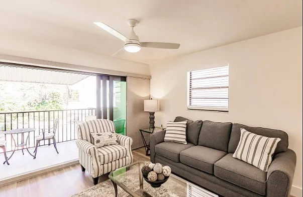 2 bed, 864 sqft, $11,400 — Photo 3