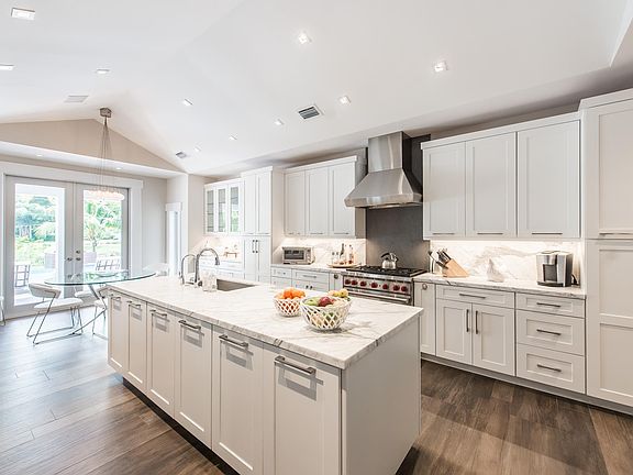 5th image of 1550 Salvatierra Dr