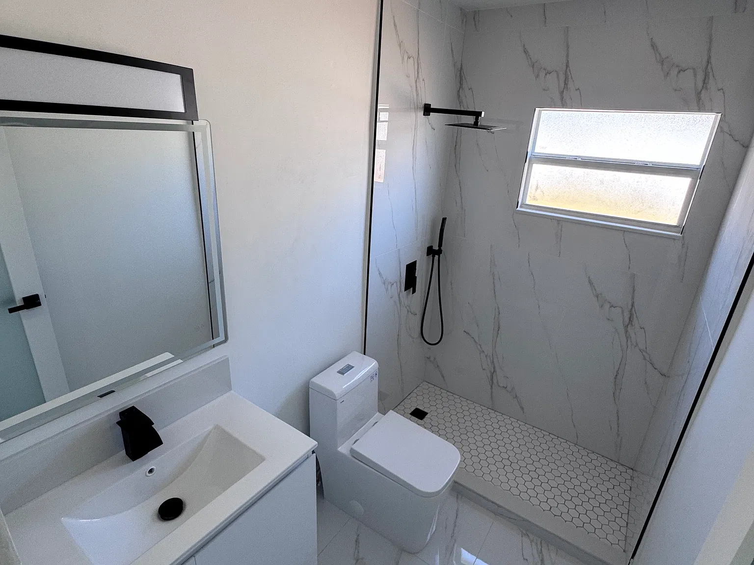 2 bed, 1200 sqft, $3,000 — Photo 3