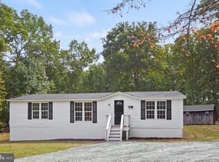 1670 Mallory Rd, Kents Store, VA 23084