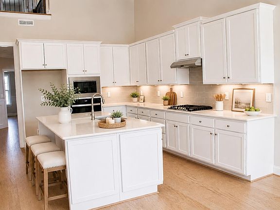 3rd image of 1042 Tulloch Ct #213