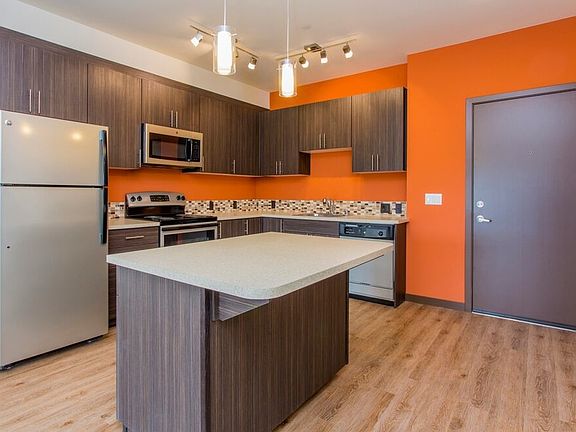 3rd image of 736 8th Ave NE Unit 508