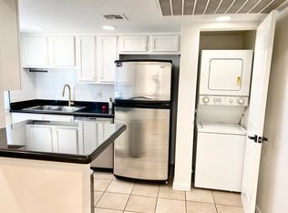 12440 N 20th St APT 215, Phoenix, AZ 85022