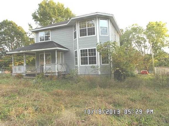 3rd image of 1447 Tyler Ave NW