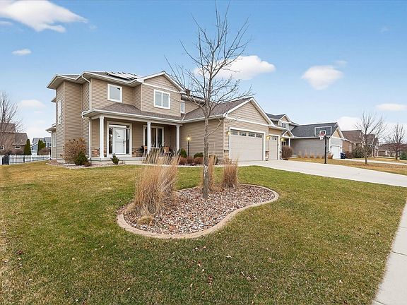 2nd image of 673 Prairie Grass Rd