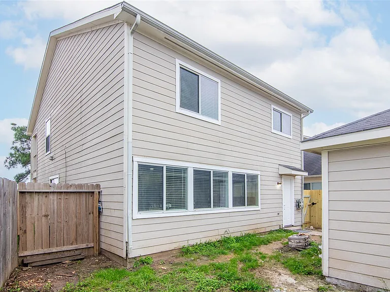 20911 Young Meadows Way — Photo 49
