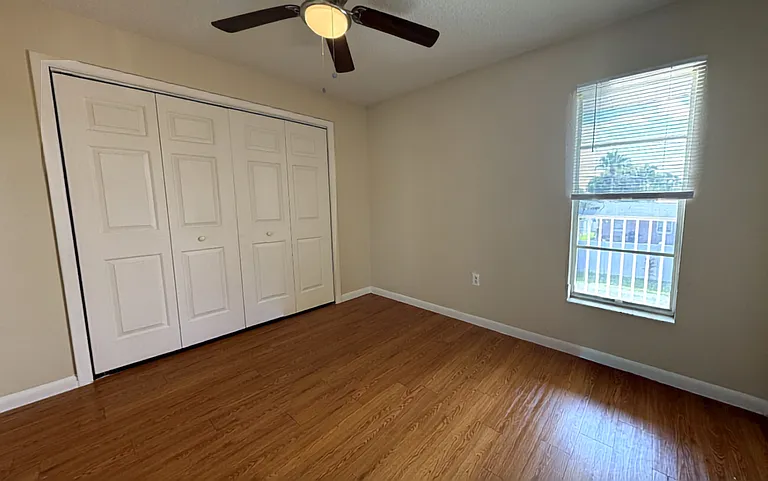 1915 Schlotter Cir #206 — Photo 19