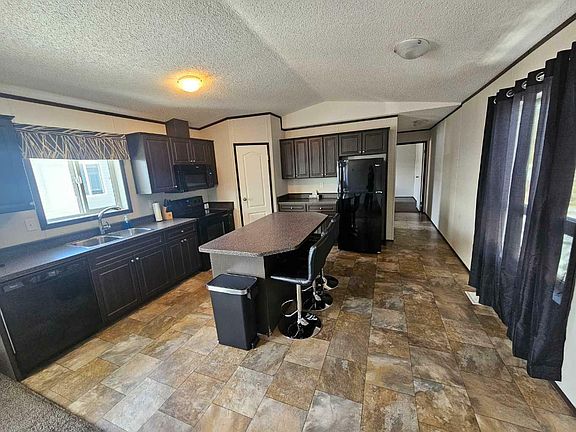 3rd image of 20-851 63rd St #20