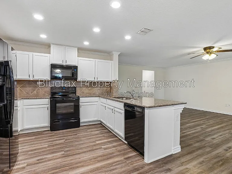 15214 Ohare Lndg — Photo 9