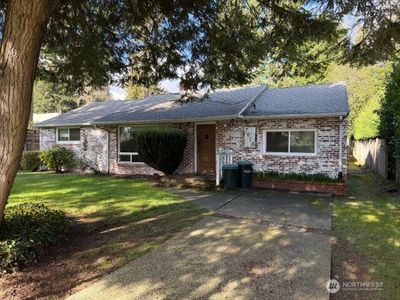 7616 NE 8th Street, Medina, WA, 98039