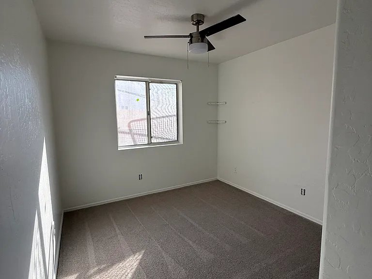 678 N Sunway Dr — Photo 10