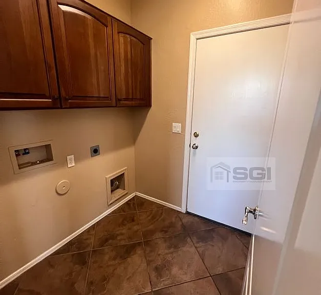 15101 N 173rd Dr — Photo 15