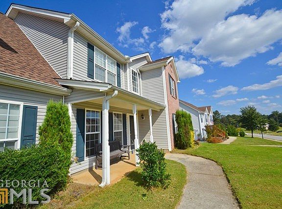 3rd image of 2412 Indian Bluffs Dr