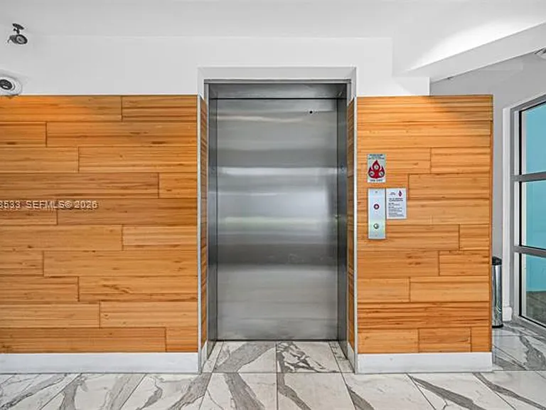 7728 Collins Ave #5 — Photo 49