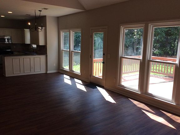 FamilyRoom2