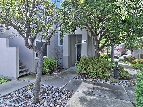 2nd image of 4208 Sophia Way