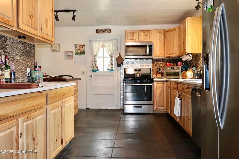 2nd image of 8488 Miller Hill Road
